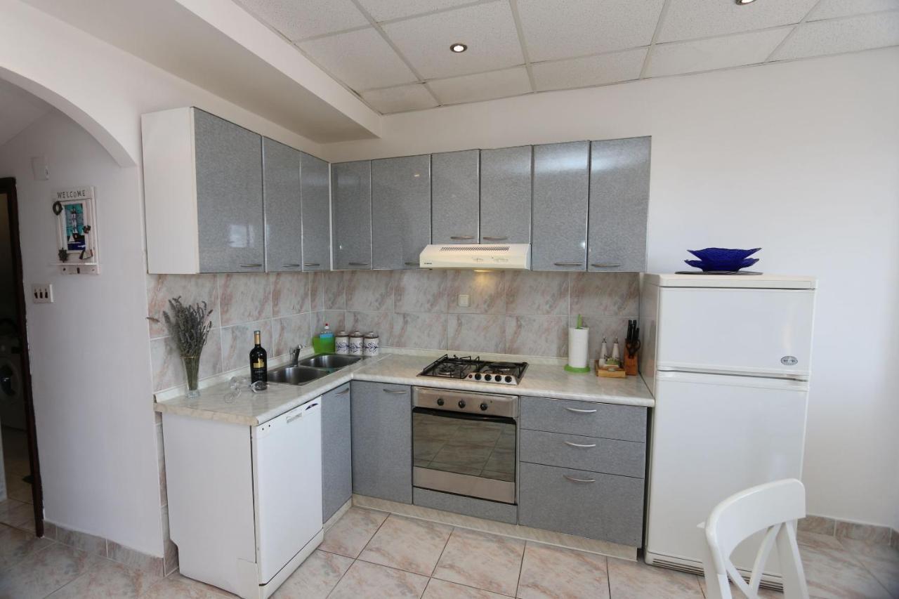 Apartment Lidija Šilo Eksteriør bilde