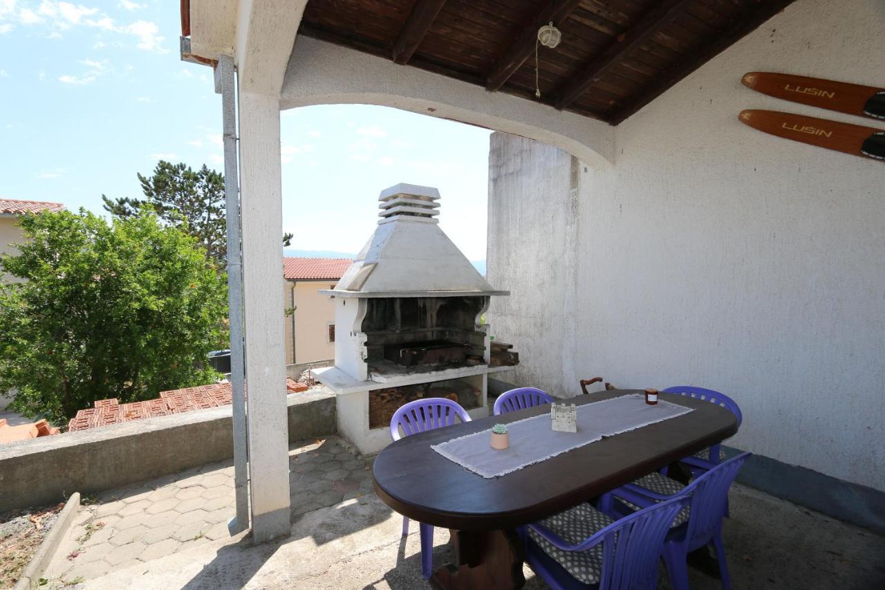 Apartment Lidija Šilo Eksteriør bilde